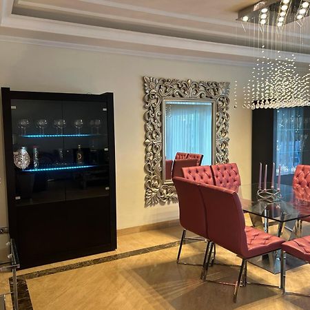 El Embrujo De Banus Es Lujo, Tranquilidad Y Prestigio En Marbella Apartment ภายนอก รูปภาพ